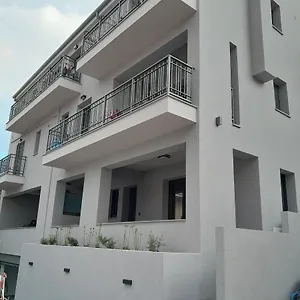 Brand New Flat Near De Bosset Bridge, Διαμέρισμα